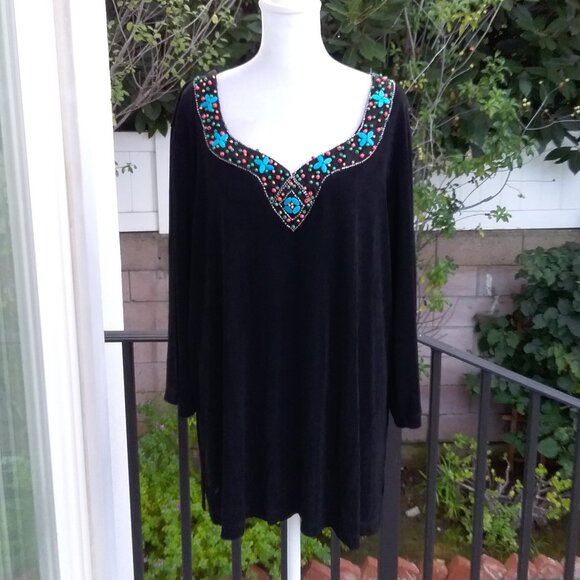 Slinky Brand Women XXL Petite Black Knit Top with Embellished Front Vintage - Picture 7 of 7